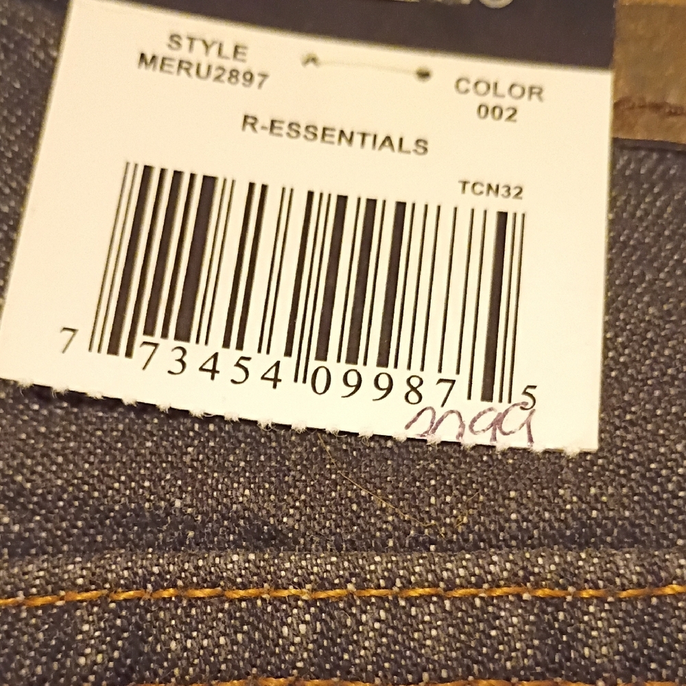 Y2K Men's Jeans 30x30 Relaxed Dark Rinse Straight  Claiborne Essentials NWT - Picture 7 of 8